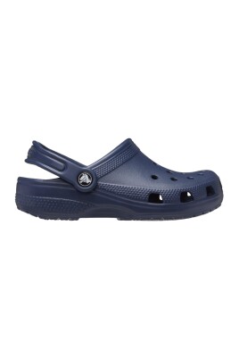 navy-classic-clog-for-summer