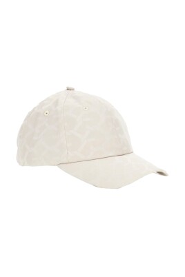 casquette-beige-avec-boucle-classique
