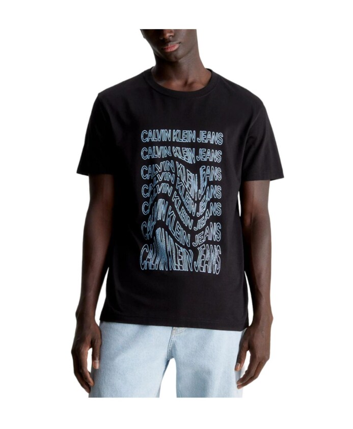 modern-sophisticated-black-t-shirt