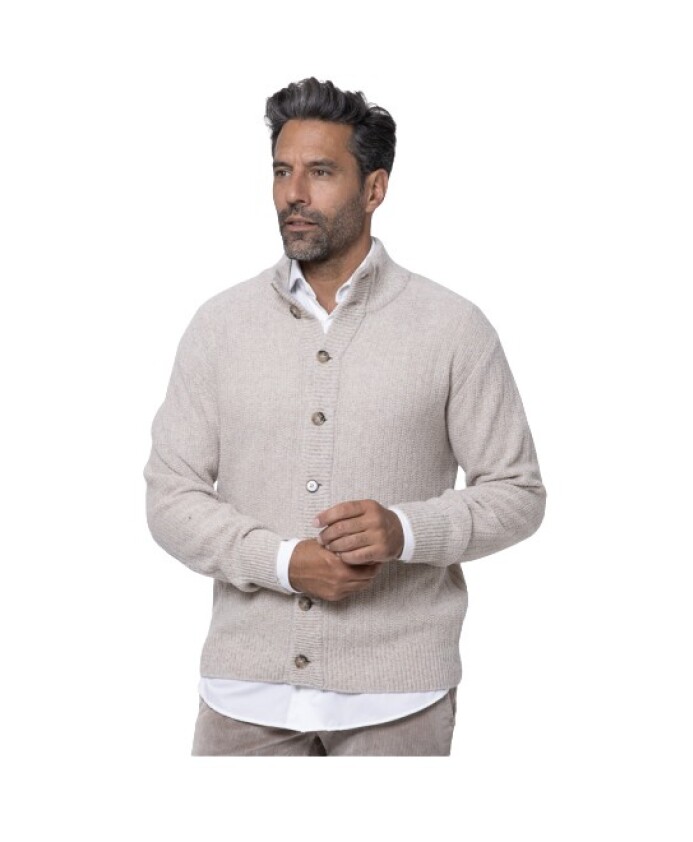 cardigan-beige-a-boutons