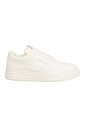baskets-unies-a-lacets