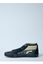 sneakers-avec-panneaux-contrastes-uses