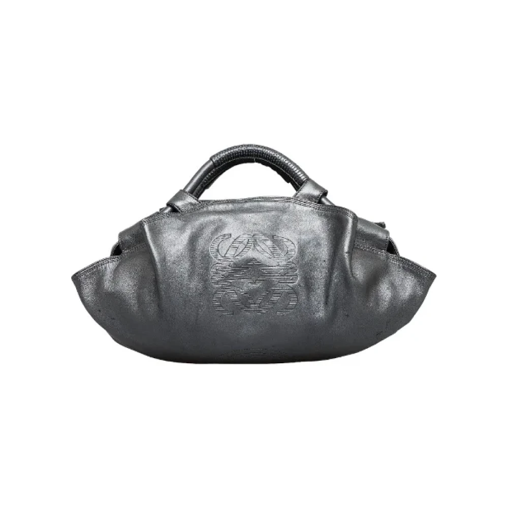 Loewe Pre-owned Leather handbags Grijs Dames