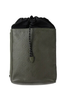 pre-owned-leather-louis-vuitton-bags