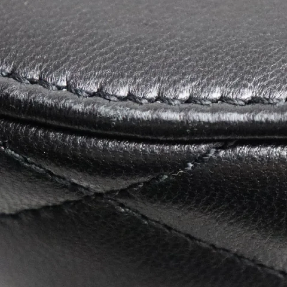 Yves Saint Laurent Vintage Pre-owned Leather shoulder-bags Black Dames