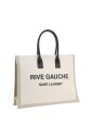 stijlvolle-handtas-met-monogramdetail