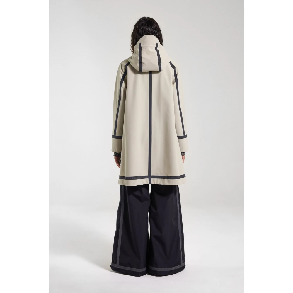 Stutterheim Lichtgewicht A-Lijn Regenjas met Tape Strepen Beige Dames