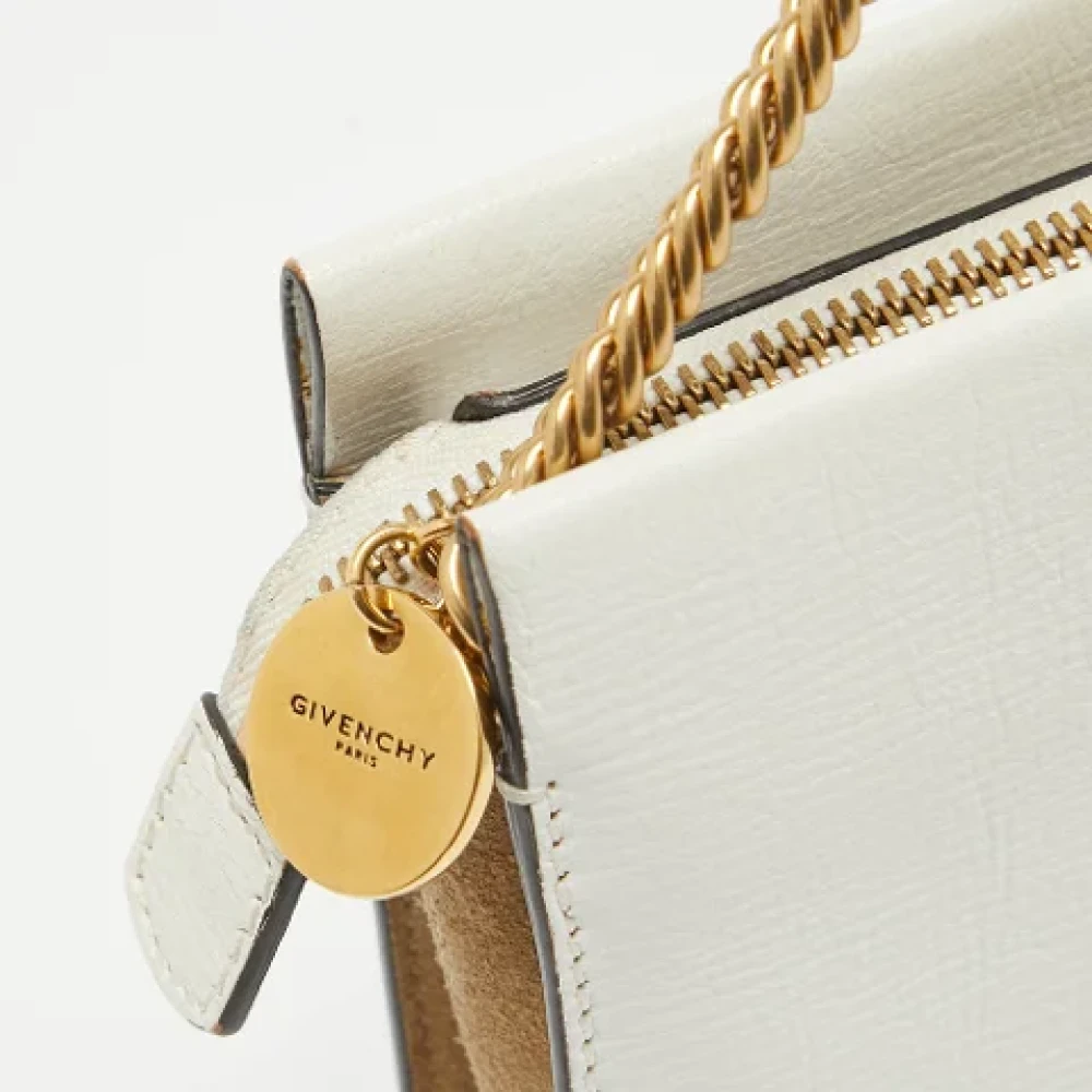 Givenchy Pre-owned Leather crossbody-bags White Dames