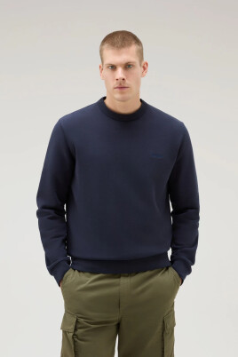 logo-script-crewneck