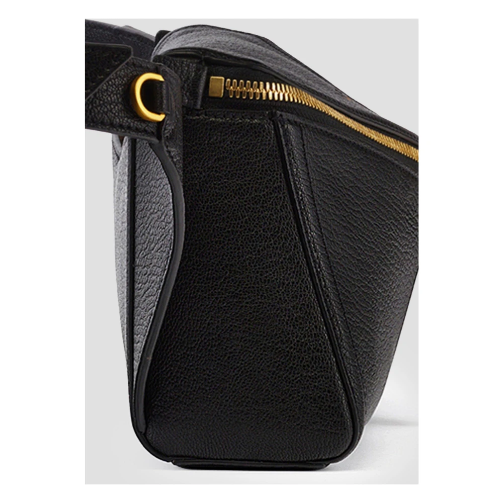 MCM Diamanten 3D heuptas gemaakt van geitenleer Black Dames