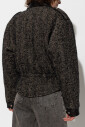 veste-de-moto-a-epaules-exagerees