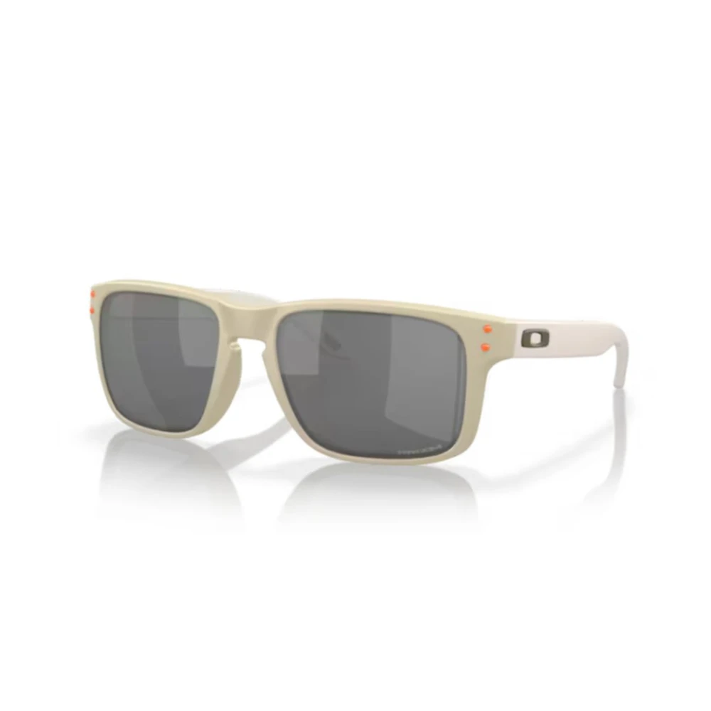 Oakley Unisex Gray Stylish Sunglasses Collection