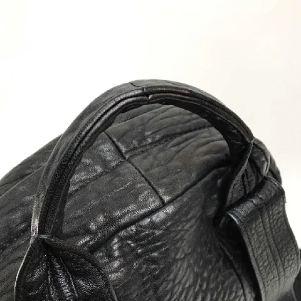 Alexander Wang Pre-owned Leather shoulder-bags Black Unisex