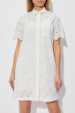 robe-en-dentelle-avec-poche