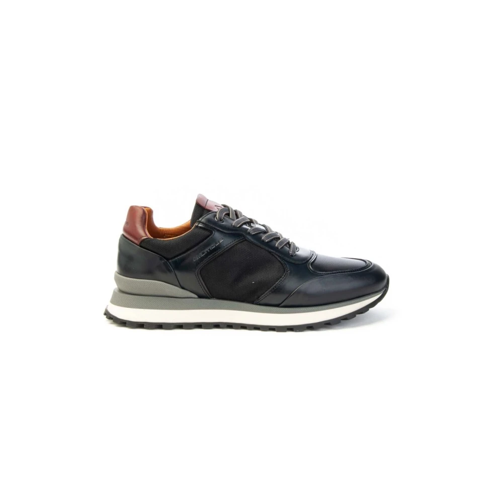 Shoes > Sneakers - - Ambitious - Modalova