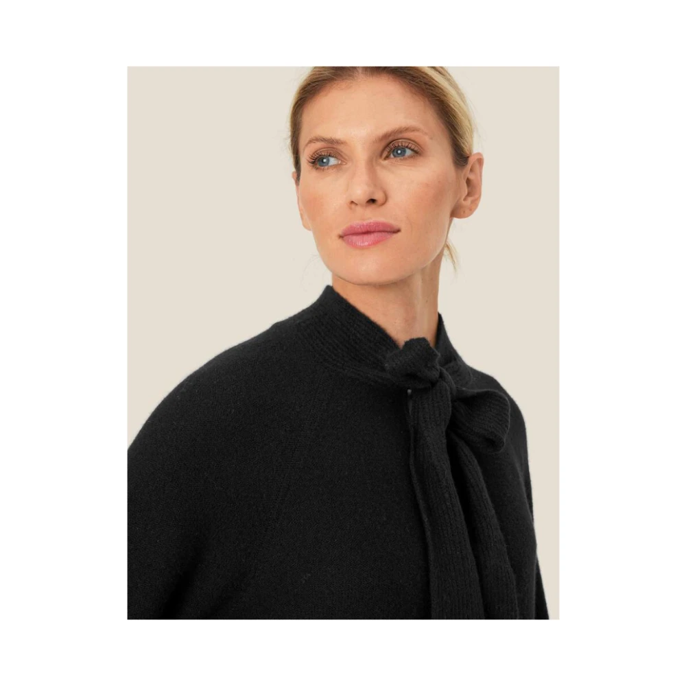 Masai Feminine Gebreide Top met Strikdetail Black Dames
