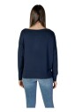 round-neck-knitwear-sweatshirt