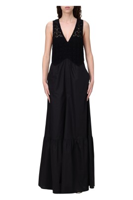 elegant-black-dress-with-lace-detail