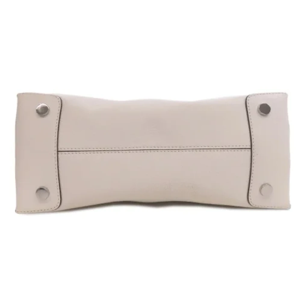 Michael Kors Pre-owned Leather shoulder-bags White Dames