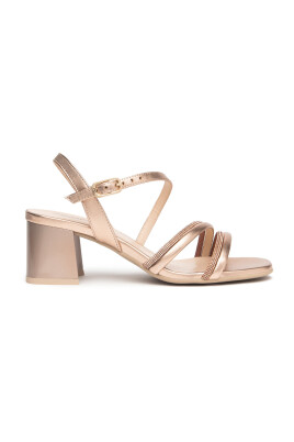 powder-sandals-with-gabbia-detail