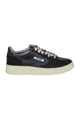 sneakers-en-cuir-paillete-style-medalist