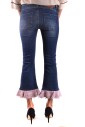 jeans-en-denim-classiques-pour-un-usage-quotidien