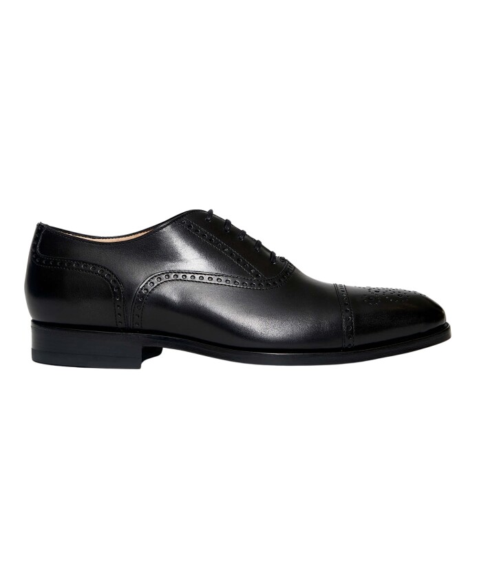 black-leather-lace-up-shoes