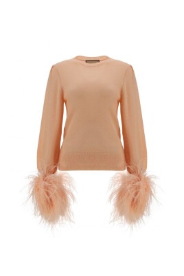 wool-sweater-with-feathers