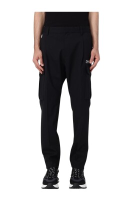 black-slim-fit-cargo-pants