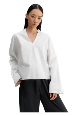 Nina v-ringad Oxford-blus