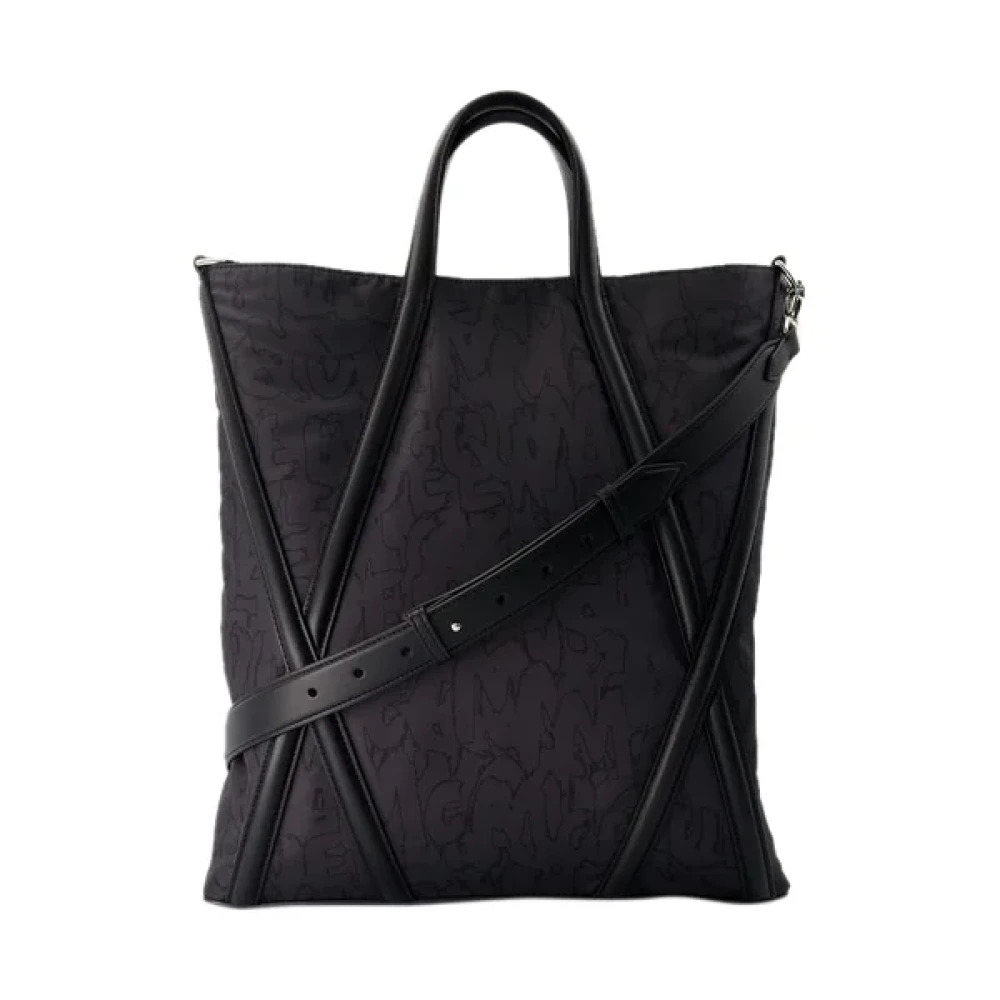 alexander mcqueen Nylon shoulder-bags Black Dames