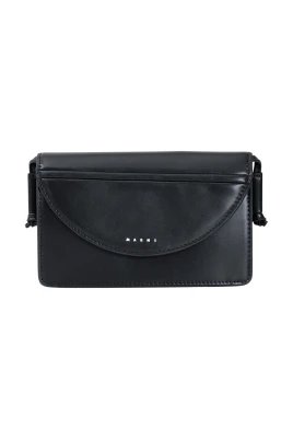 Elegant svart crossbodyväska