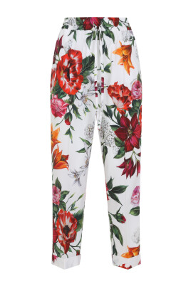 stylish-pants-for-men-and-women