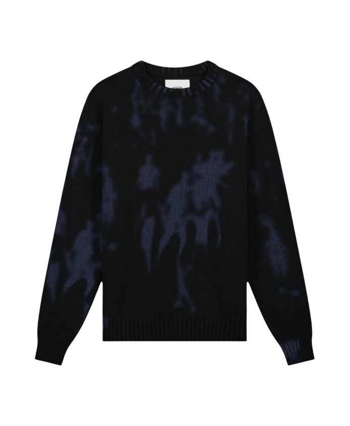 pull-en-tricot-graphique-abstrait
