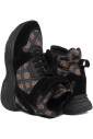 wedge-sneaker
