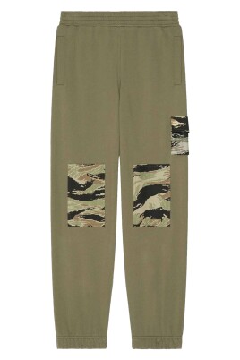 green-casual-sweatpants-ss25