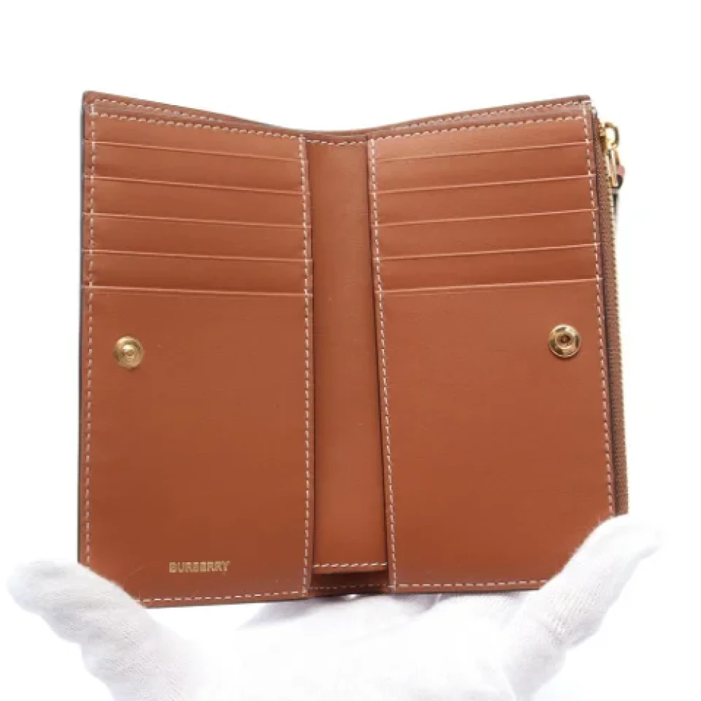 Burberry Vintage Pre-owned Coated canvas wallets Beige Dames