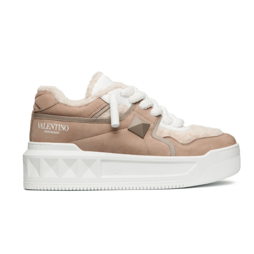 Valentino Suède Logo Print Sneakers Dames Schoenen Beige