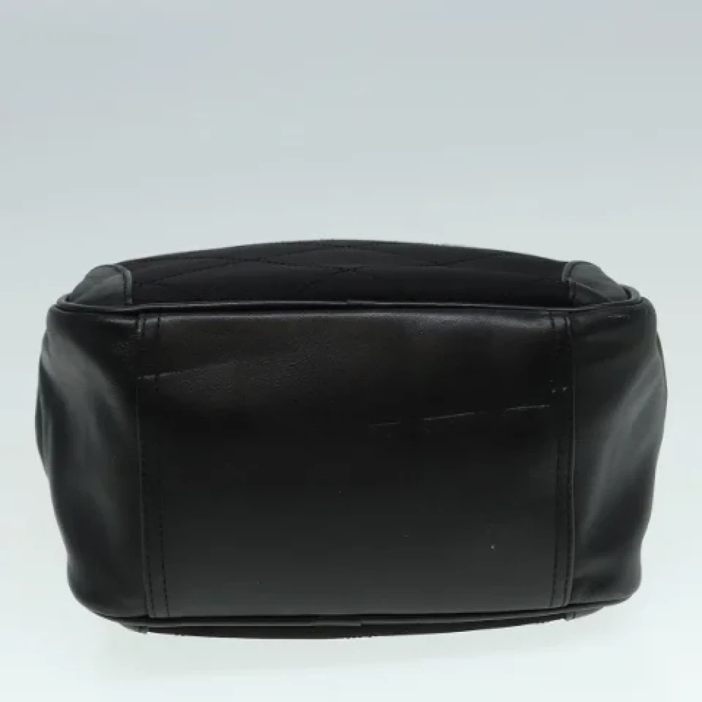 Burberry Vintage Pre-owned Nylon handbags Black Dames
