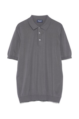 grey-t-shirt-comfort-style