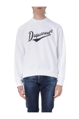 sweatshirt-noir-a-coupe-decontractee