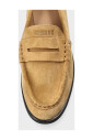 mocassins-en-daim-caramel