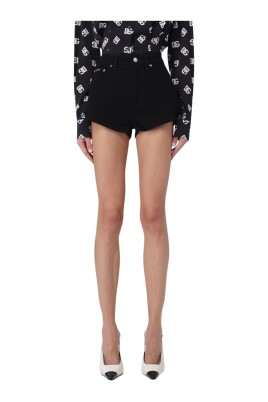 black-highwaisted-denim-shorts