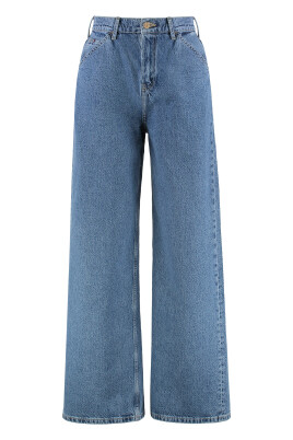 straight-leg-jeans-with-contrast-stitching