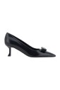 noir-cuir-detail-escarpins