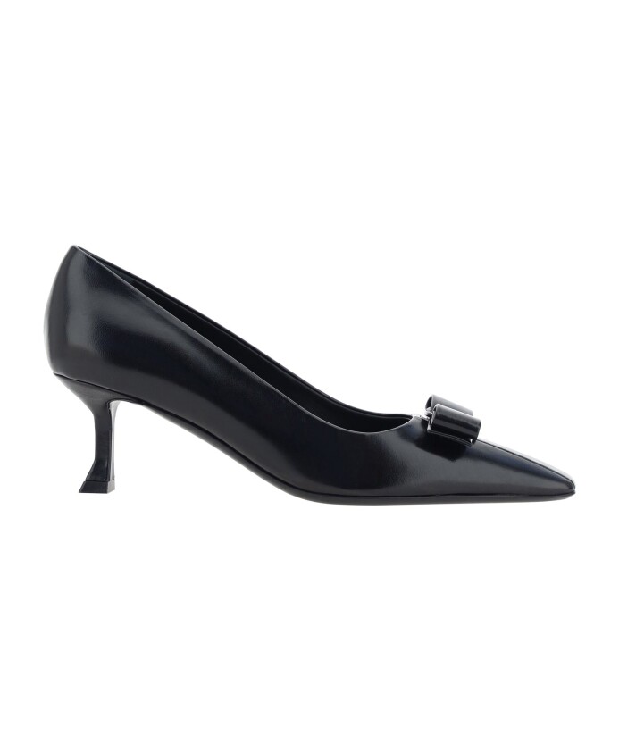 noir-cuir-detail-escarpins