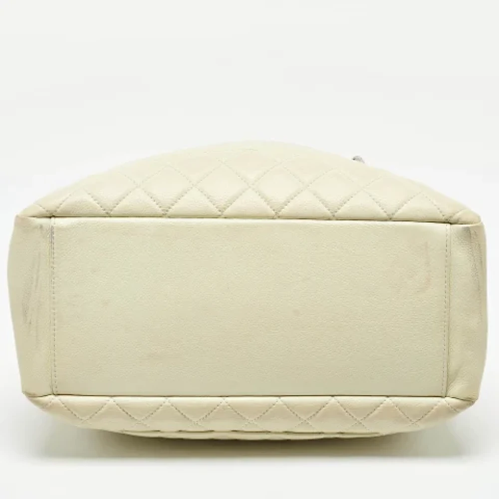 Chanel Vintage Pre-owned Leather totes Beige Dames