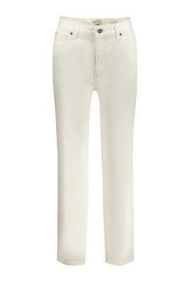 white-cotton-mom-jeans-for-women