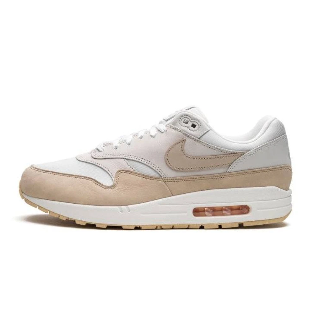 Nike - Shoes > Sneakers - Beige - Nike - Modalova