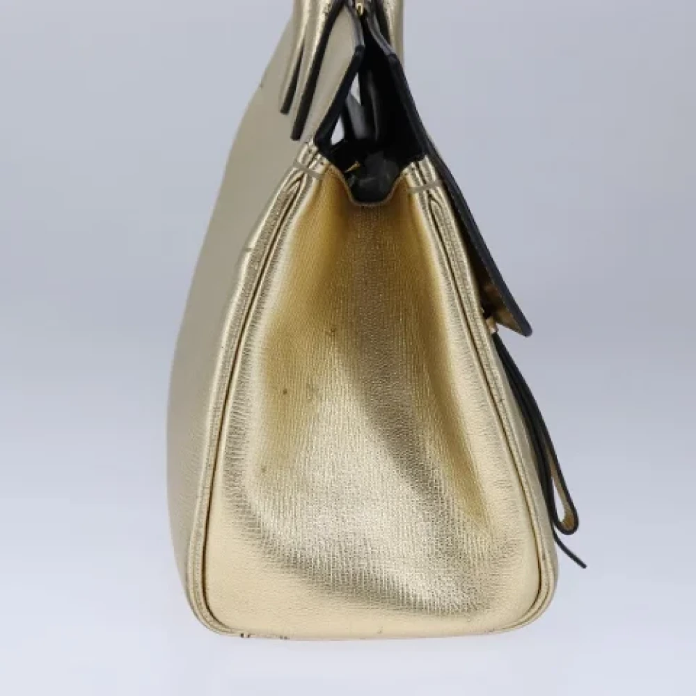 Salvatore Ferragamo Pre-owned Leather handbags Yellow Dames